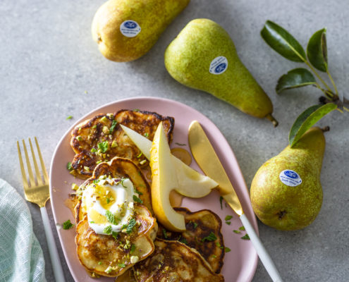 Gluten-free pear crumpets